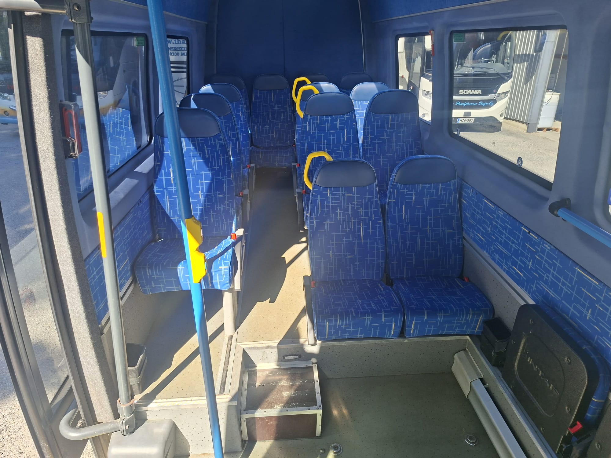 M-B Sprinter 516 Matalalattia